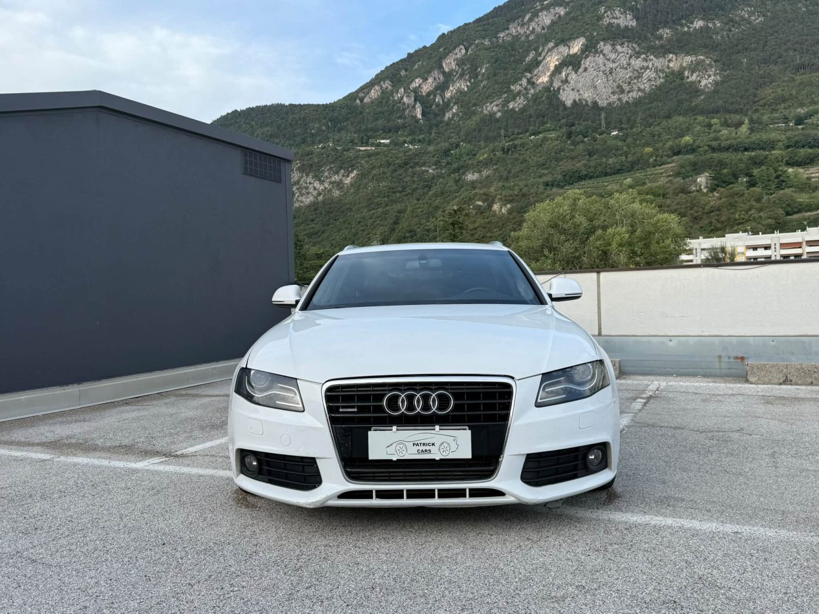 AUDI A4 S-line QUATTRO (4x4) 