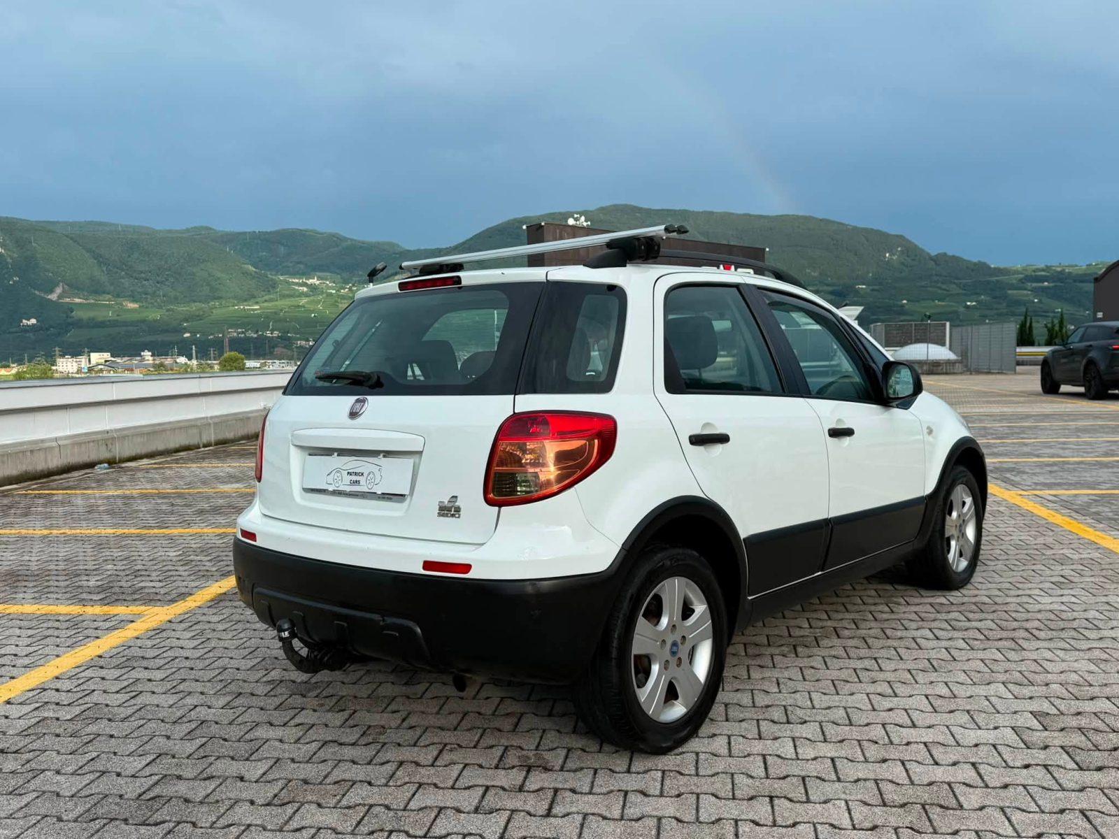 FIAT SEDICI 4x4 E GANCIO TRAINO 